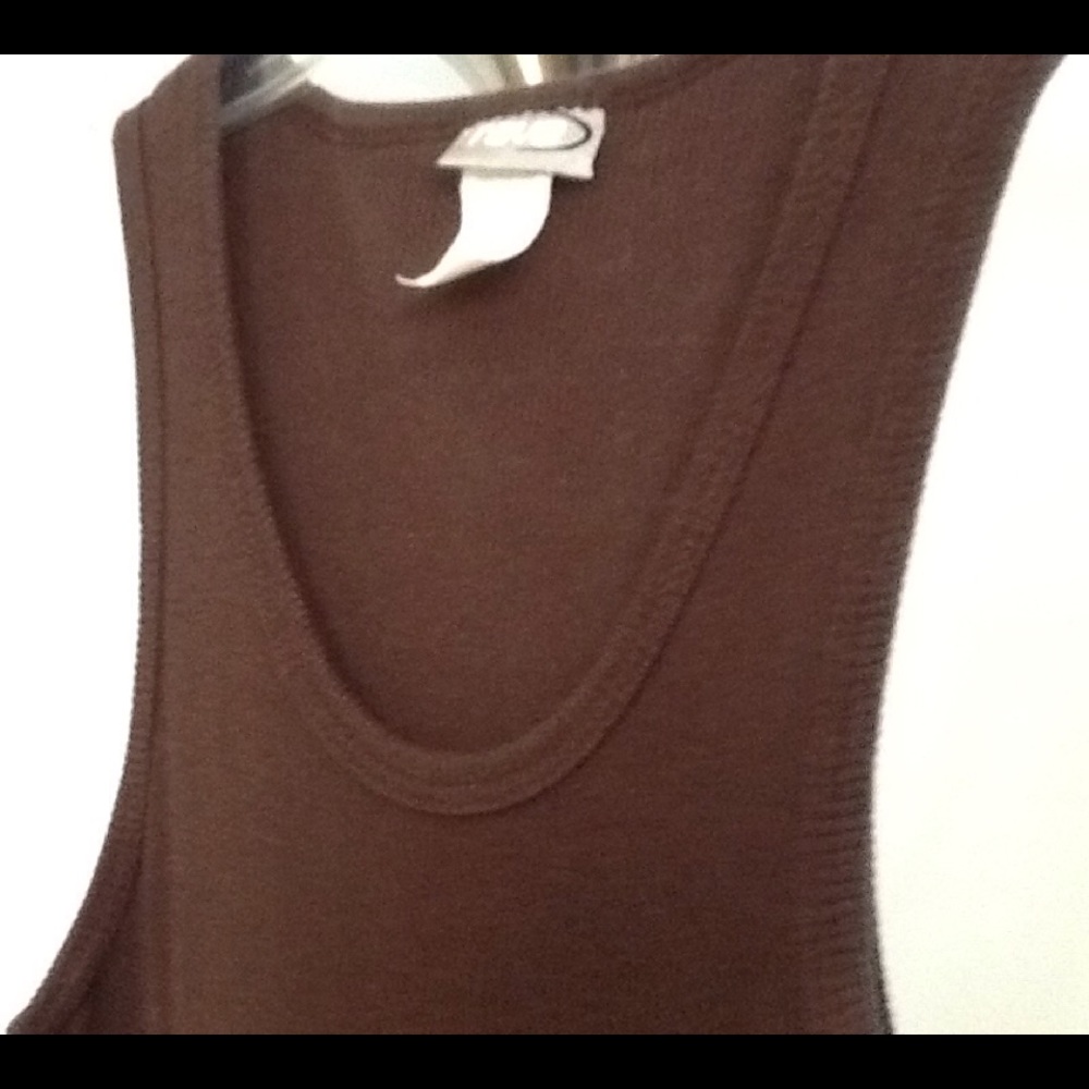 Tank Top - Picture 4 of 5